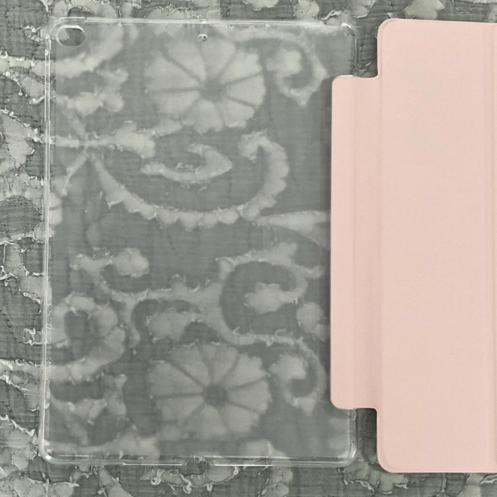 iPad Cover, 6 1/2” x 9 1/2” with clear back
